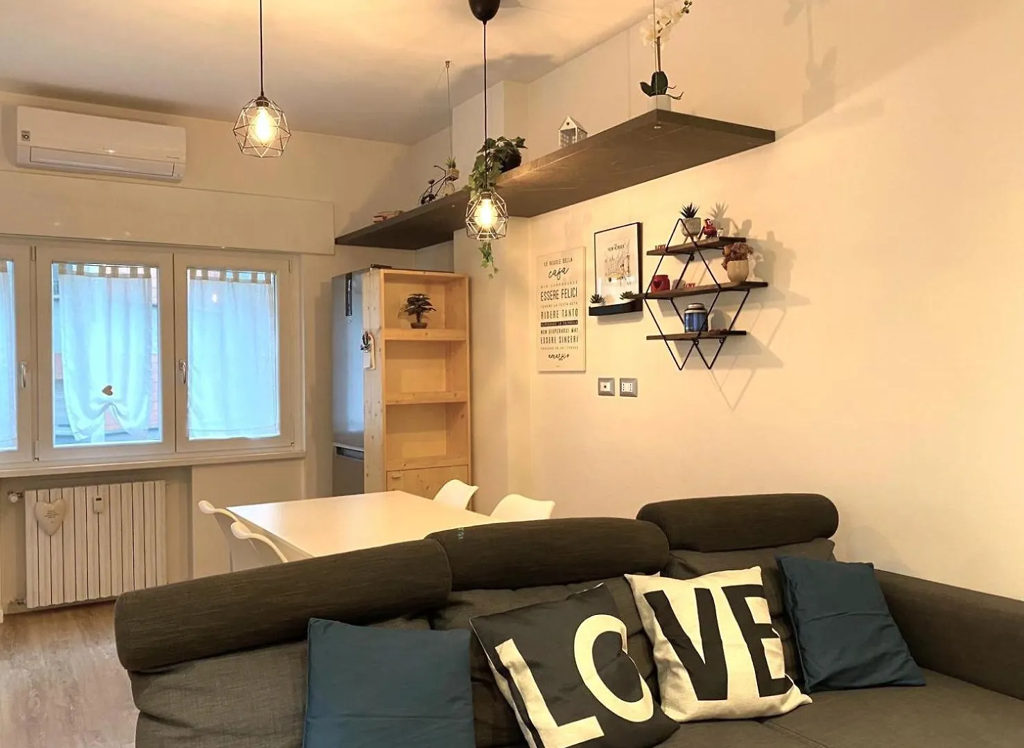 הקונטקטים של Viale Monza 177 - Cozy Flat